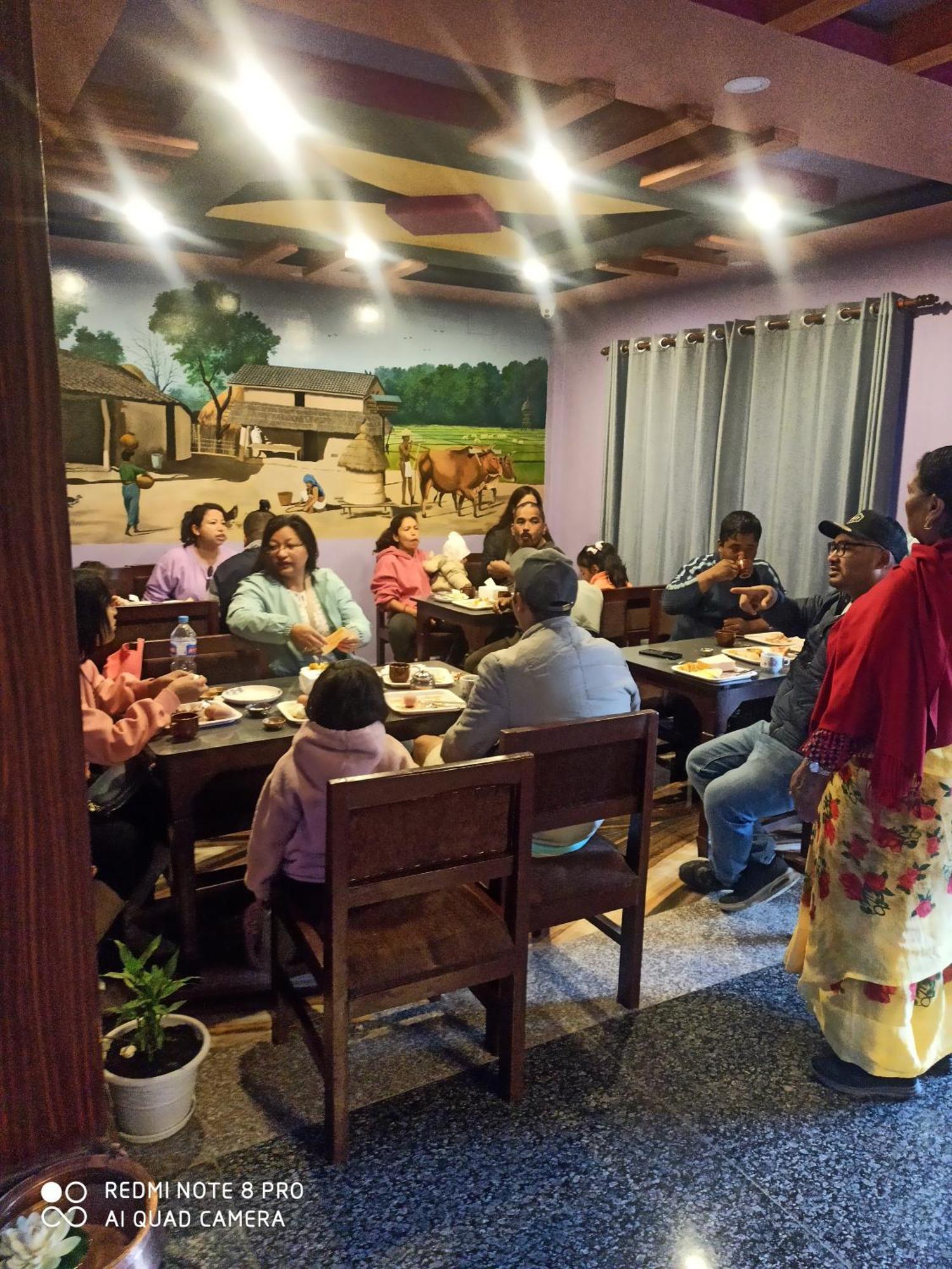 Hotel Namo Buddha Саураха Экстерьер фото