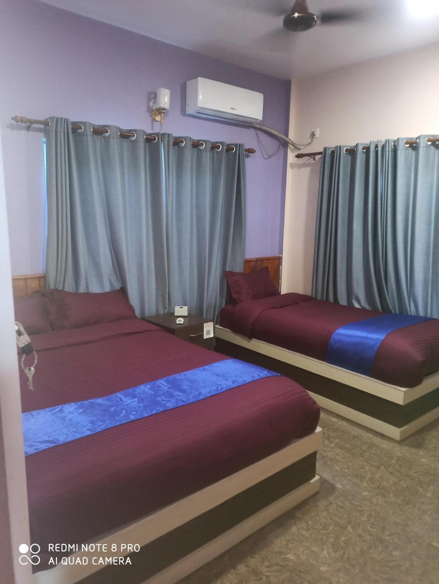Hotel Namo Buddha Саураха Экстерьер фото